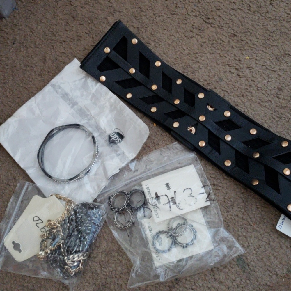 4 piece Set:bracelet, necklace, & rings, belt